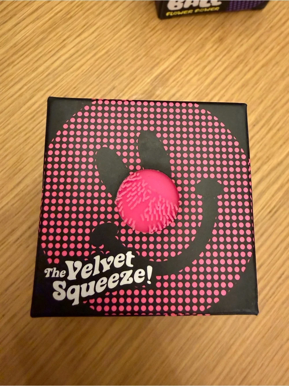 NeeDoh Fuzz Ball Flower Power GREEN  Available NIB